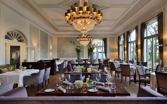 Eröffnung mit „Einfachheit auf höchstem Niveau“