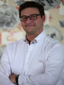 Christoph Dittmer als Gastgeber des Luxury-Hotels