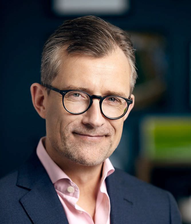 Oliver Bonke wird President und Chief Operating Officer (COO)