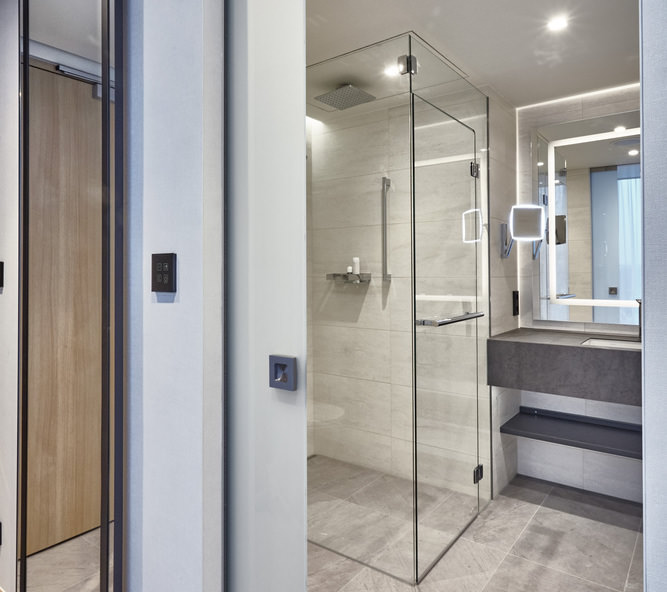 Luxus pur im Neubau zwischen den Terminals