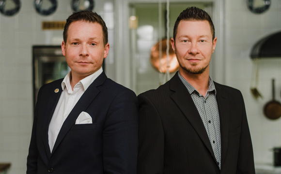 Zwei neue stellvertretende Hotel Manager