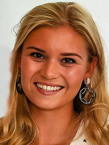 Neuausrichtung mit drei Beförderungen