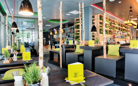 Restaurant Hans im Gluck NYX Hotel Munich c Leonardo Hotels