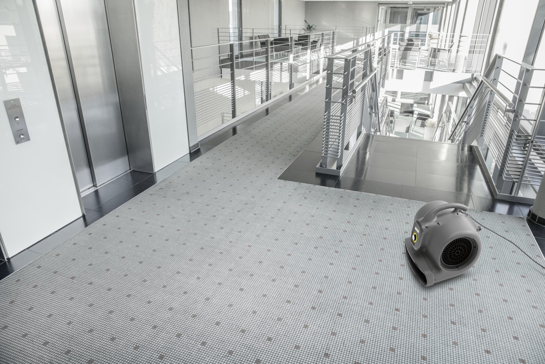 Böden und Polster schneller trocknen