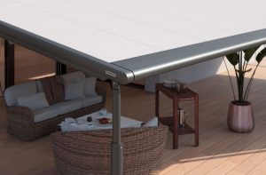 Markise mit höhenverstellbarer Säule