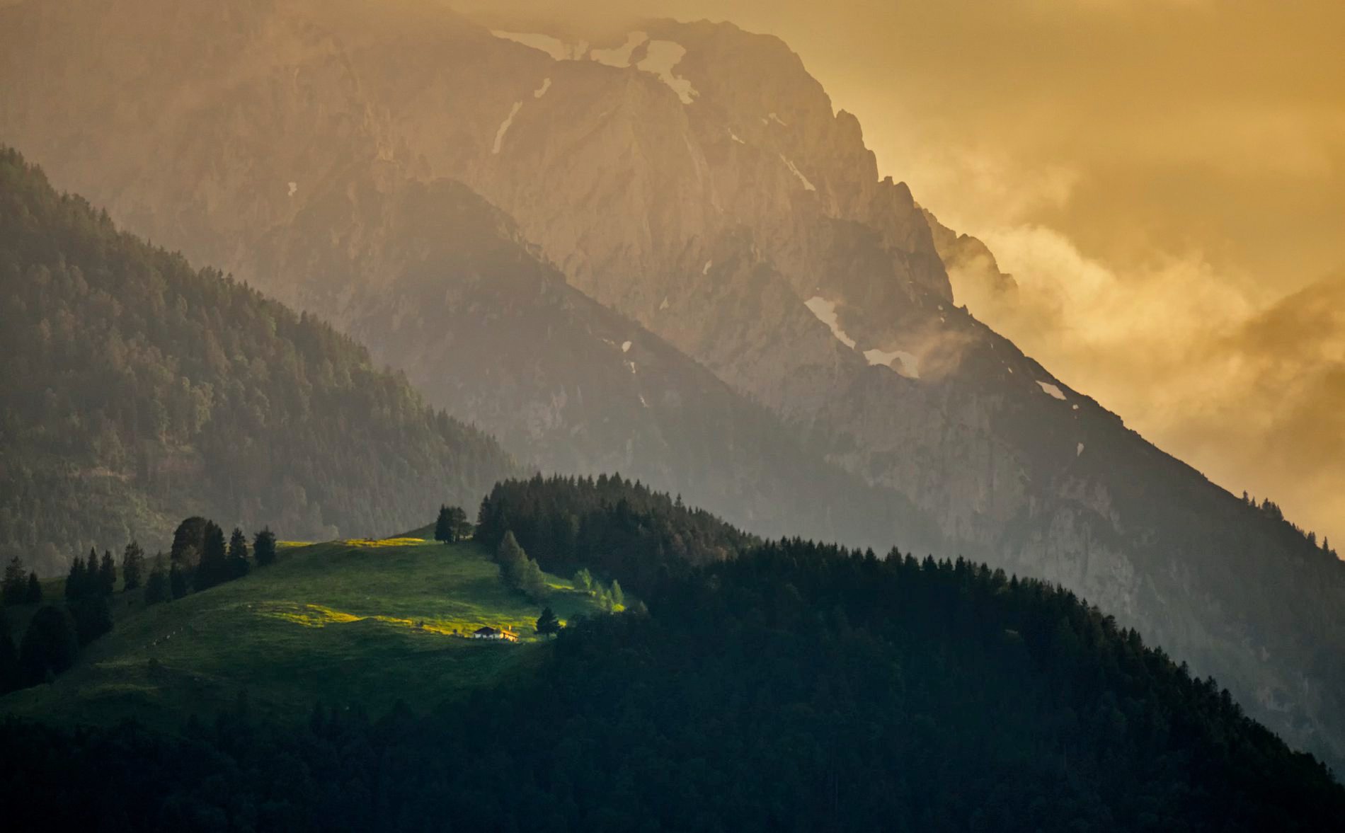 Griesner Alm im Wilden Kaiser komplett ausgebrannt