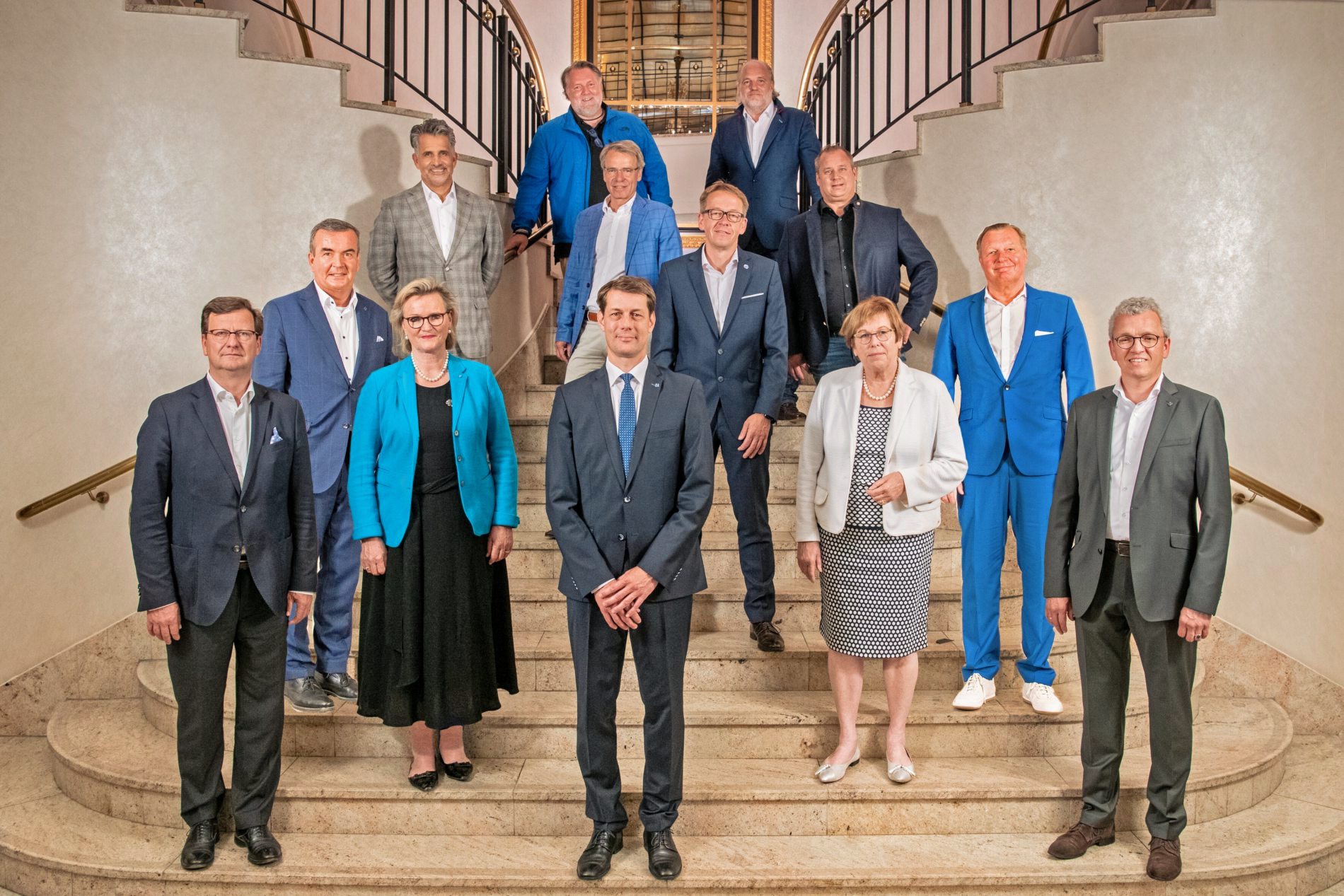 Guido Zöllick als Präsident wiedergewählt