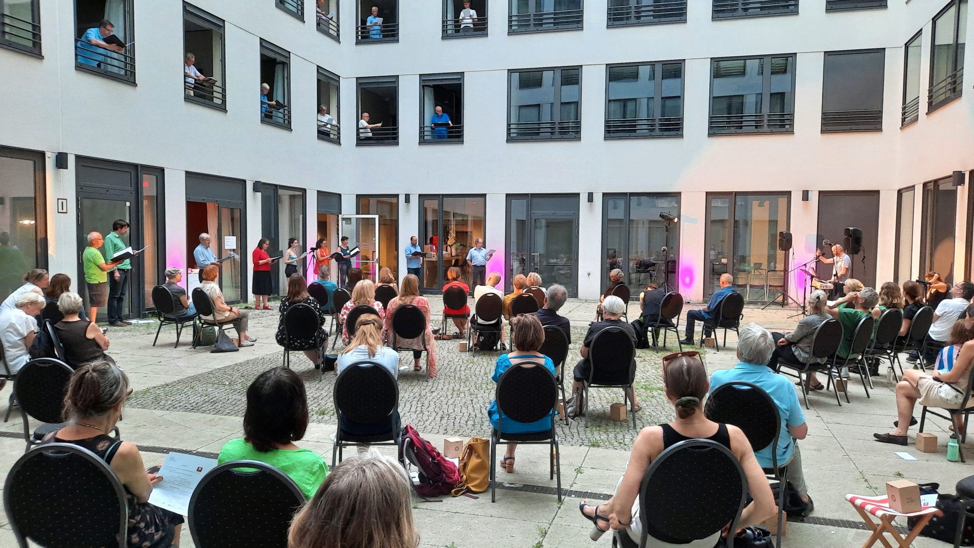 Konzertchor singt im Leonardo Berlin Mitte