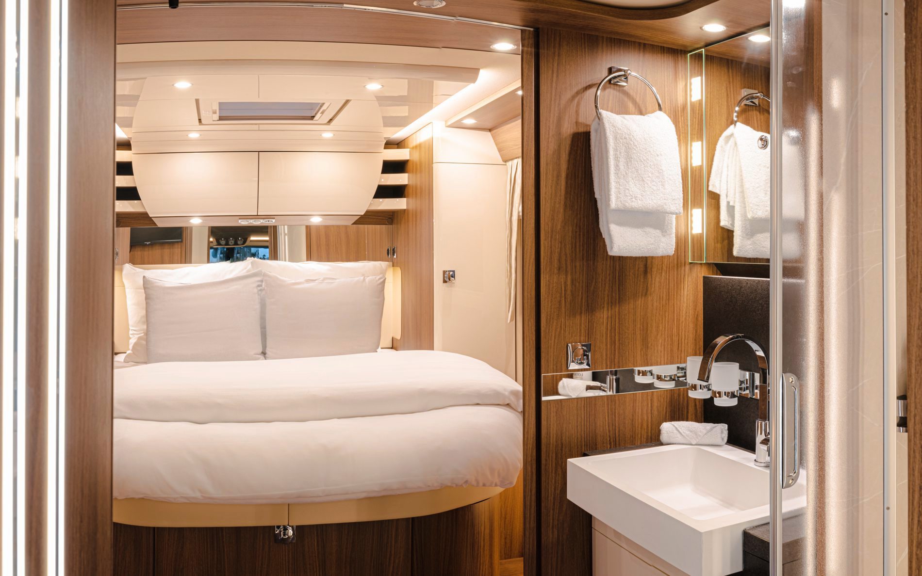 Carthago Studio_AMERON München Motorworld_Innen