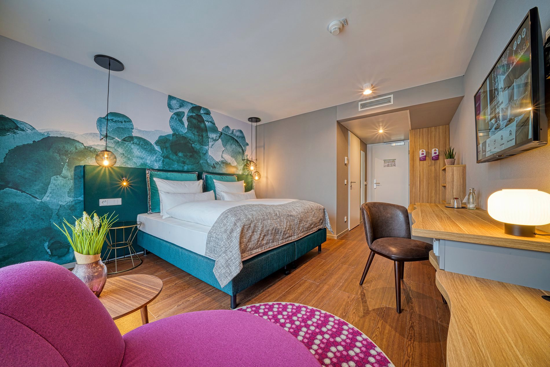 Eröffnung des vierten Four Side Hotels