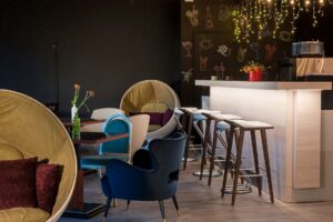 Greet Berlin Alexanderplatz