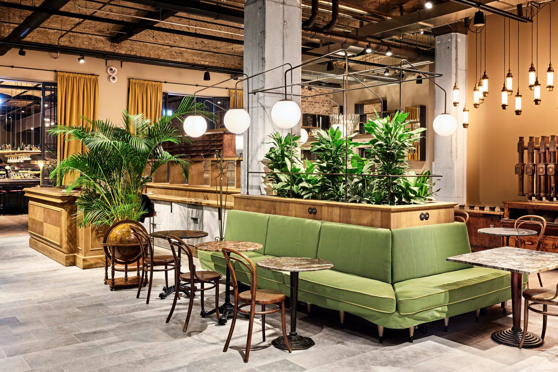 Telegraphenamt Lobby