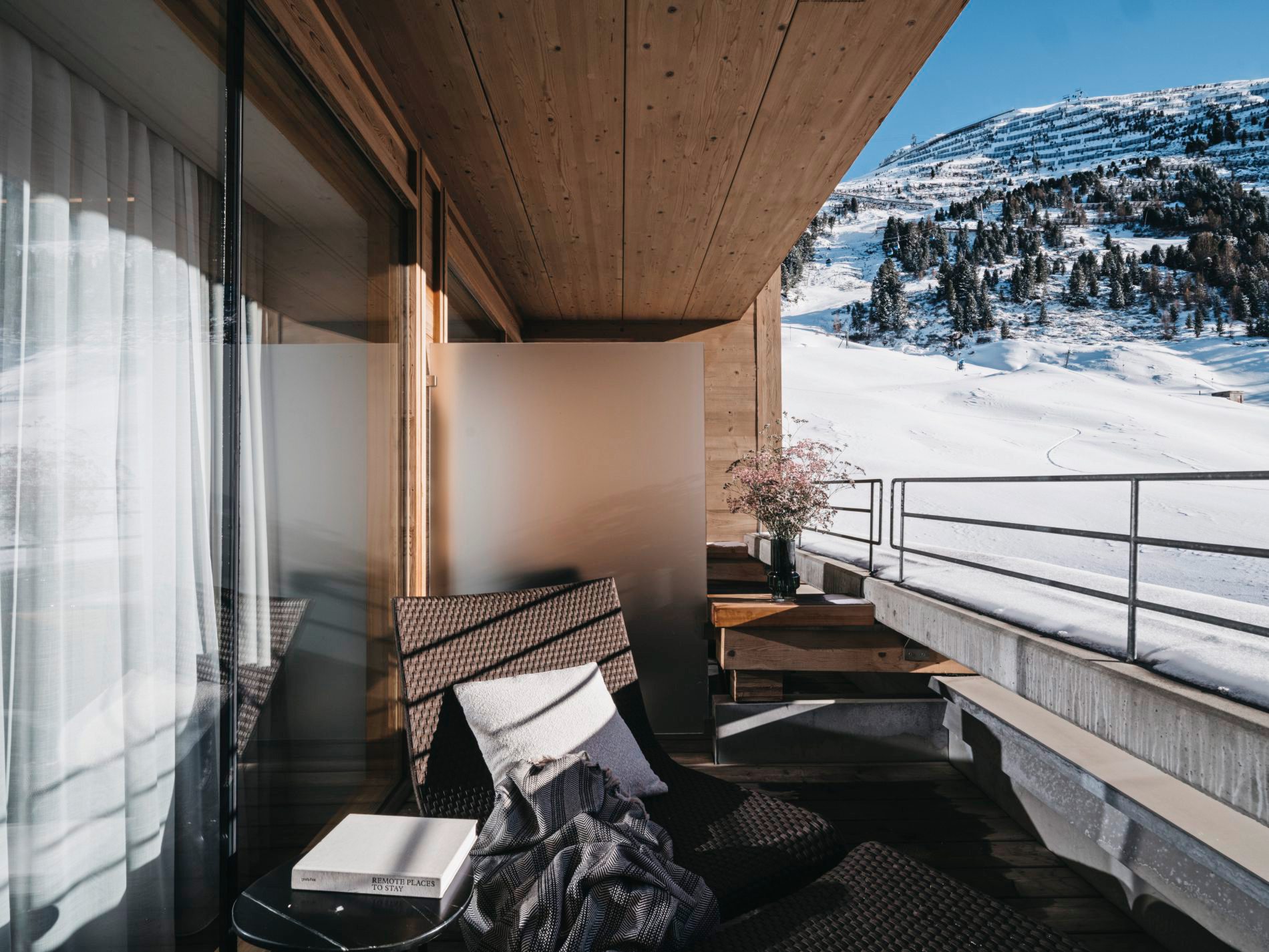 Make-over für The Crystal Vaya Unique