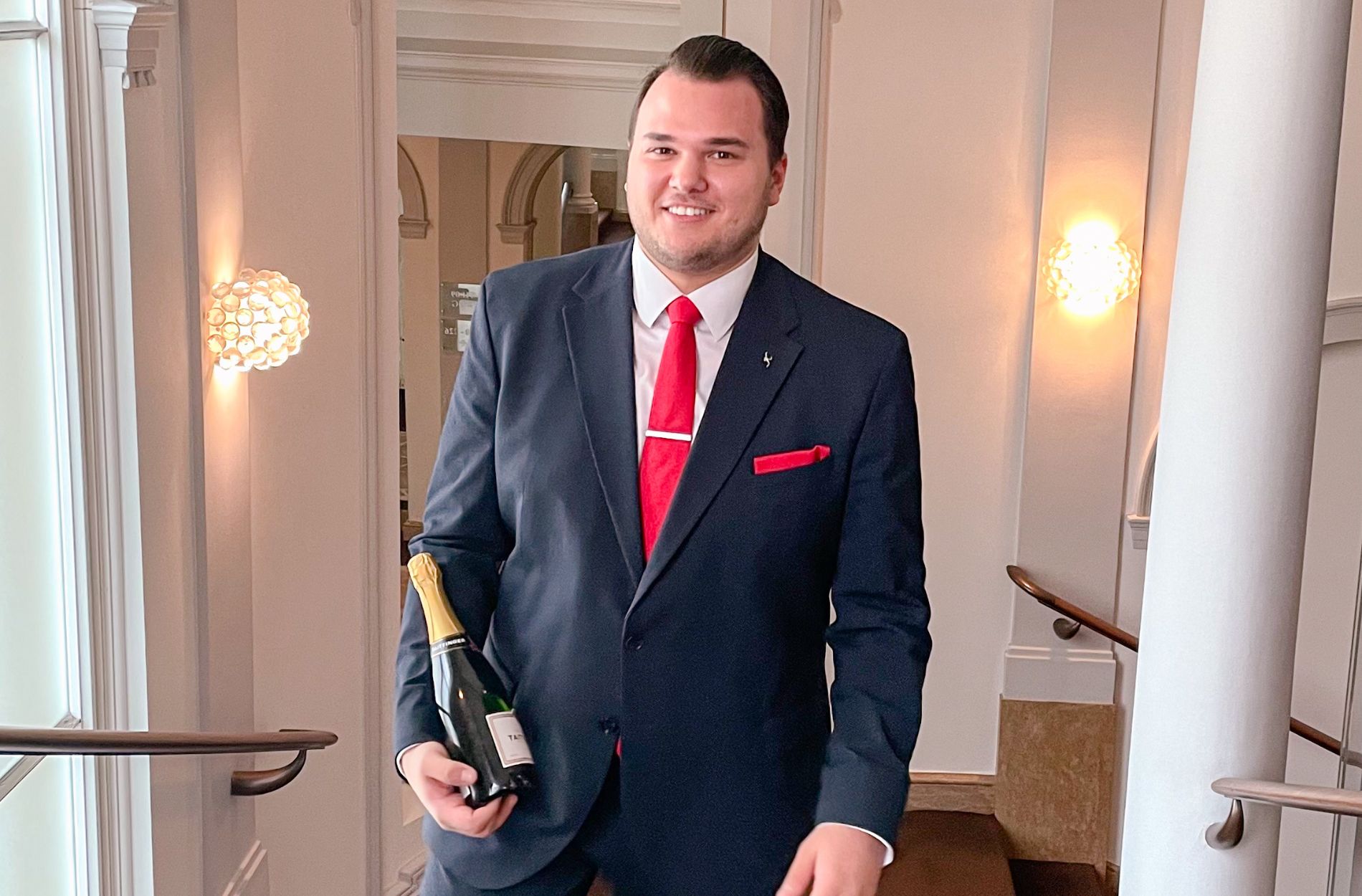 Daniel König verstärkt das Guest-Relation-Team