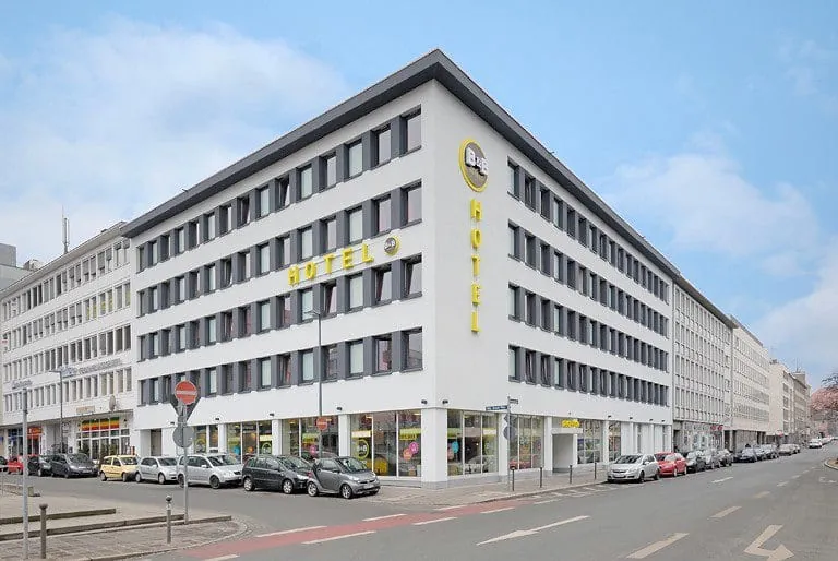 B&B Hotel Nürnberg-Hbf präsentiert sich in neuem Design