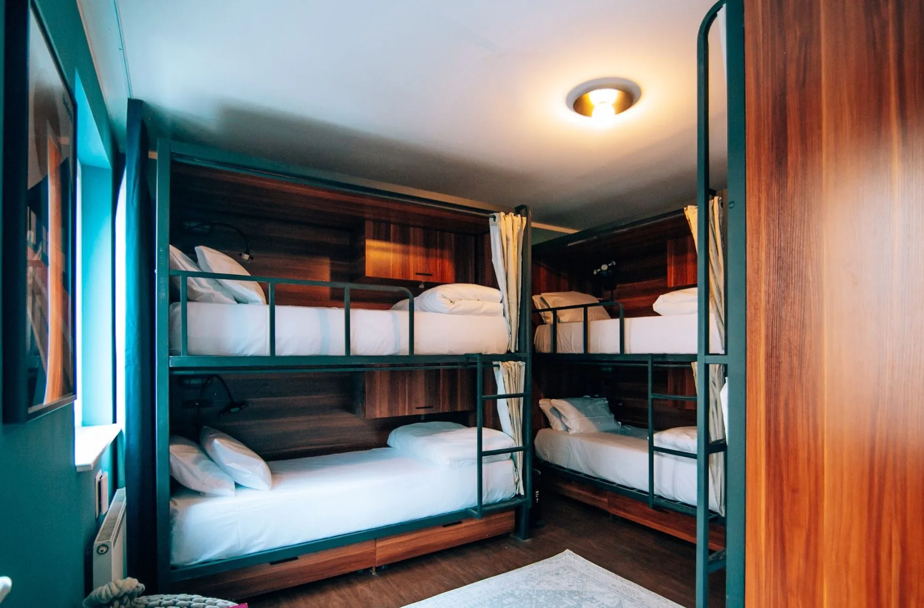 Selina_Hotel_Berlin_Doorm