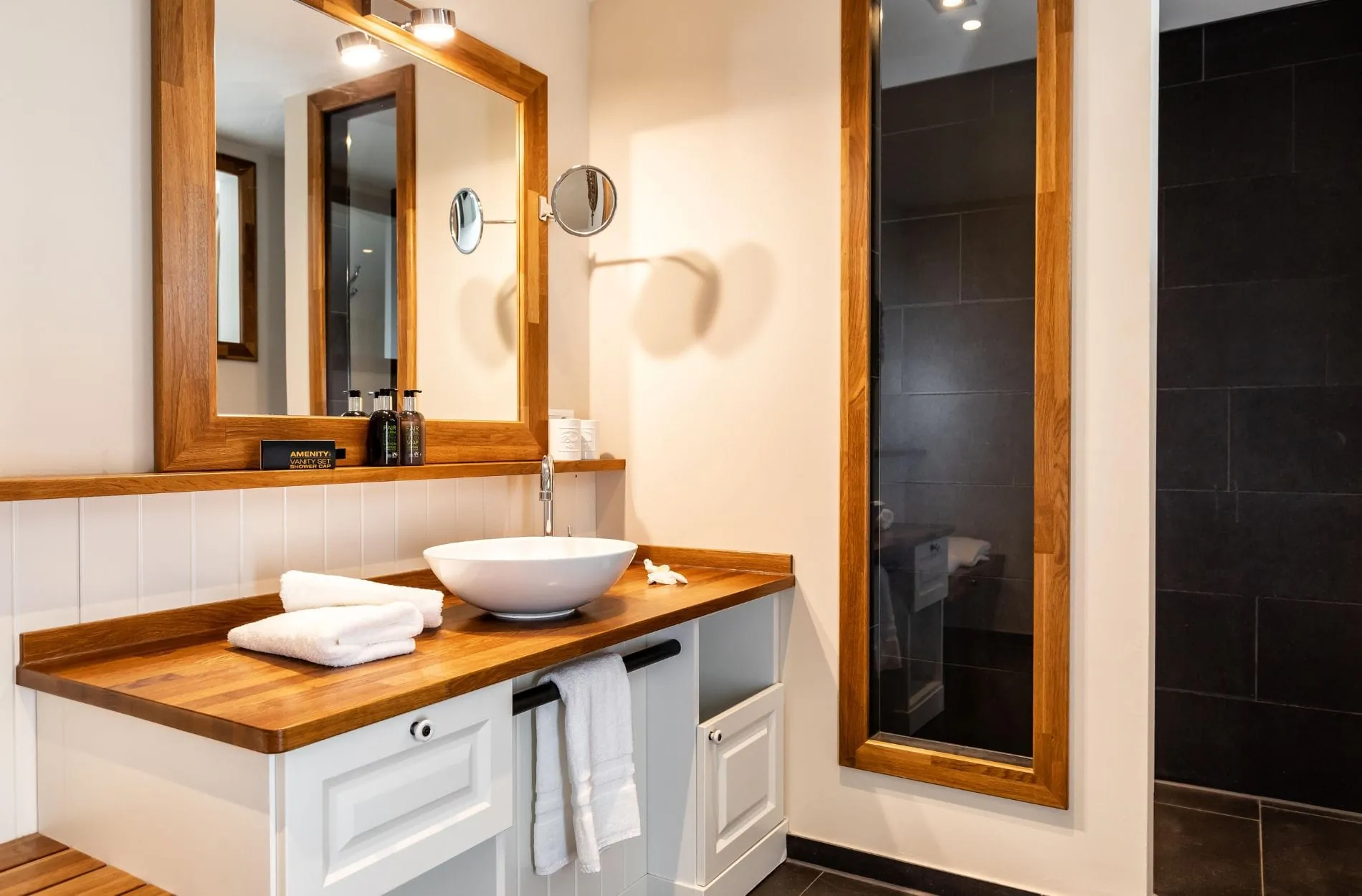 Zweite_Heimat_Grosse_Stube_Badezimmer