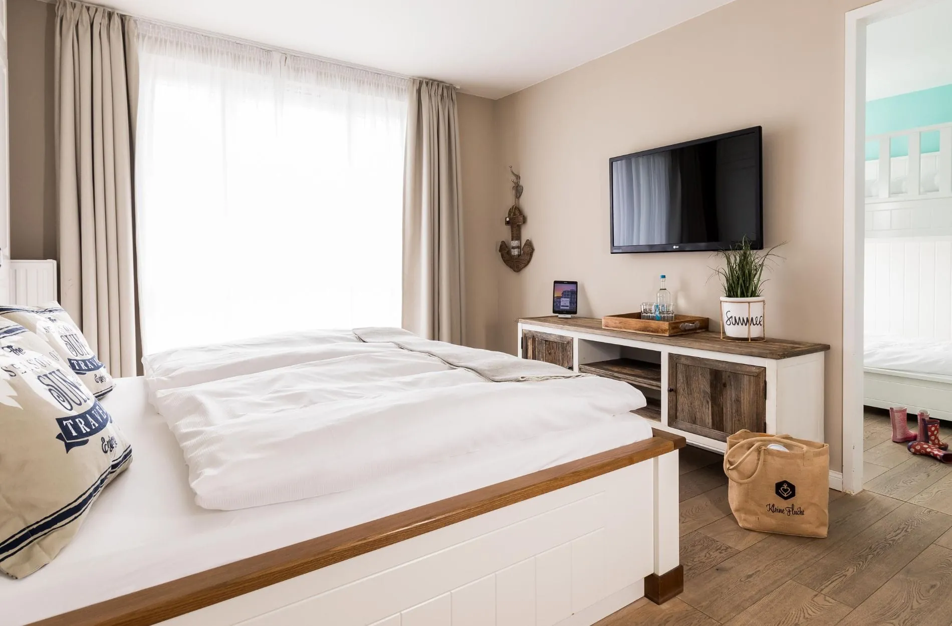 Zweite_Heimat_Große_Stube_Familien