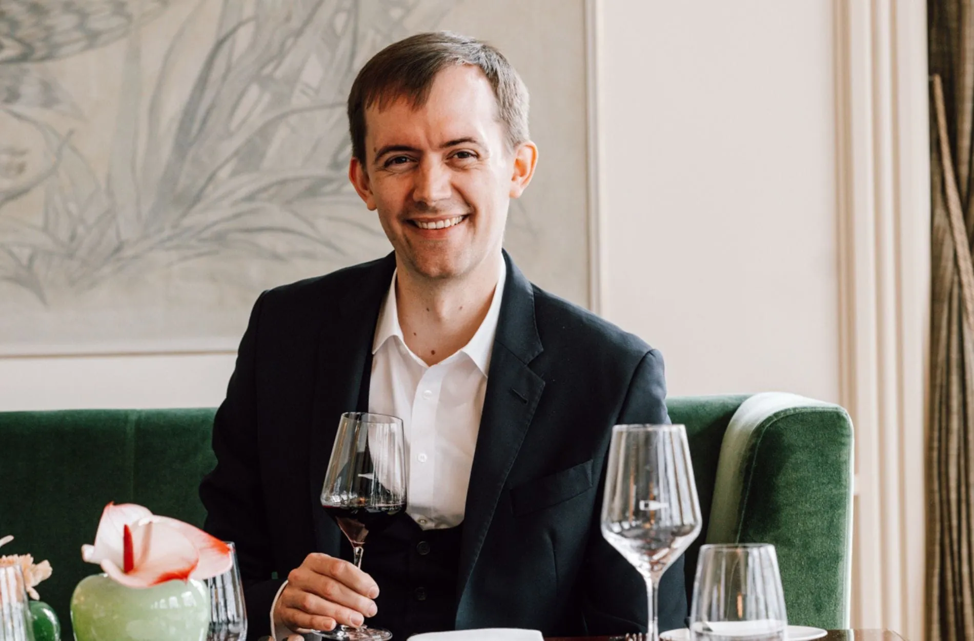 Hotel Louis C. Jacob: Mika Müller wird neuer Sommelier