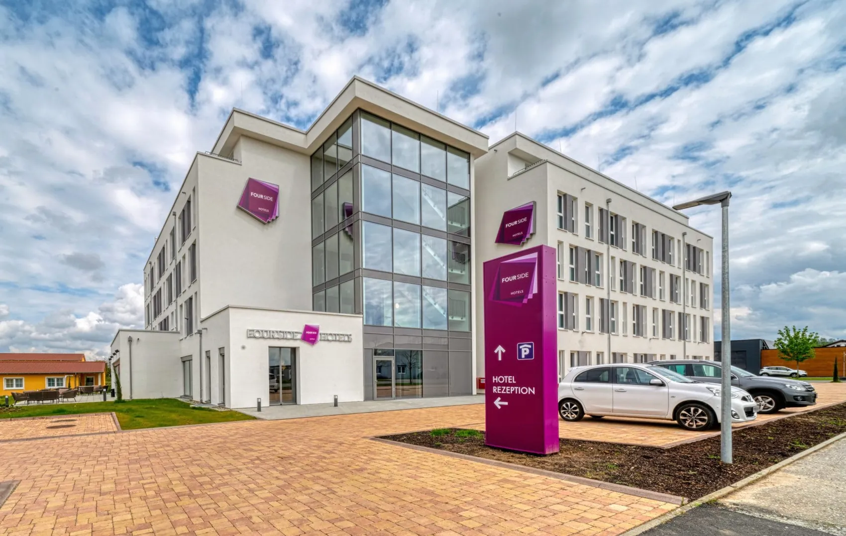 Viertes Four Side Hotel geht an den Start