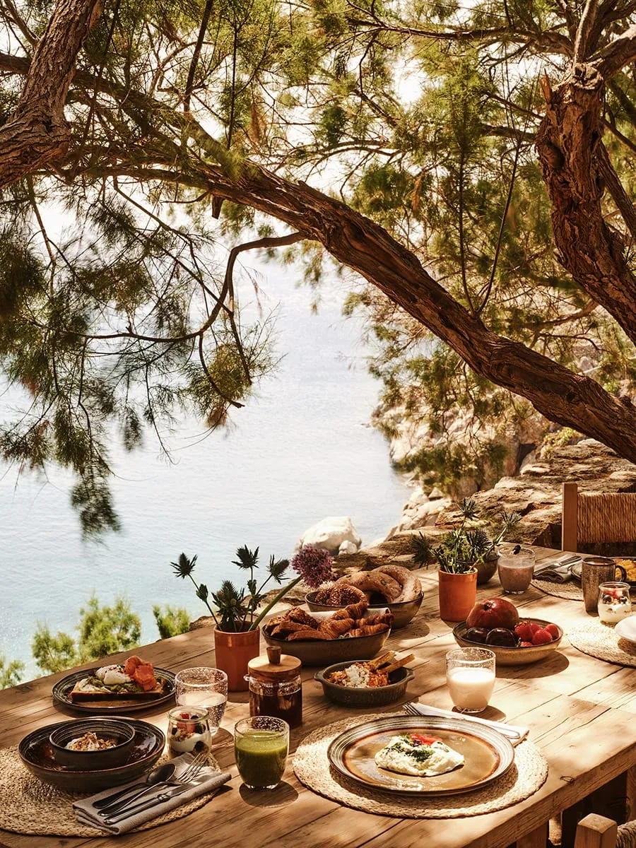 Hoteldesign_The_Wild_Mykonos_Breakfast