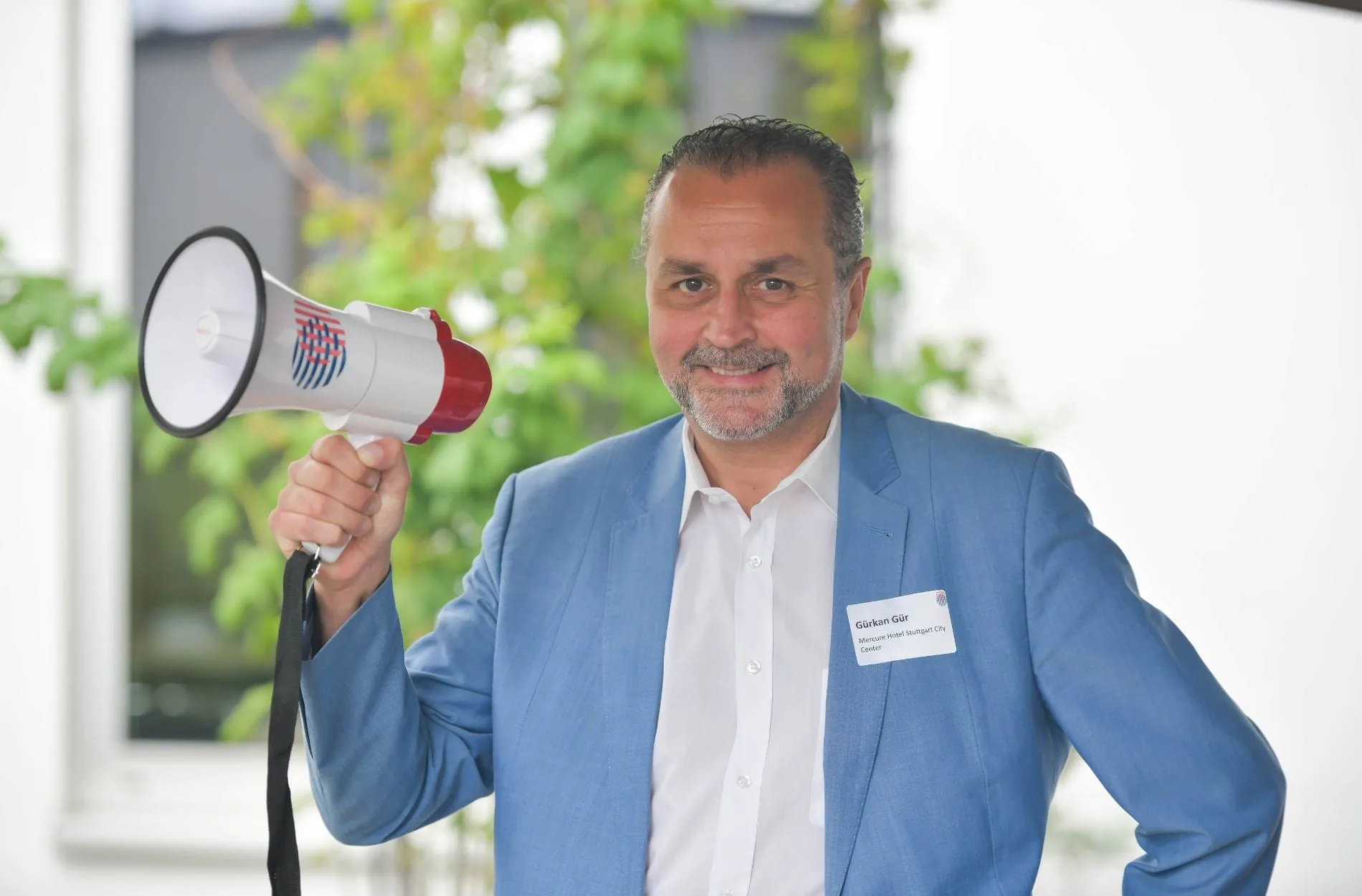 Stuttgarter Hotelier im Einsatz für Geflüchtete