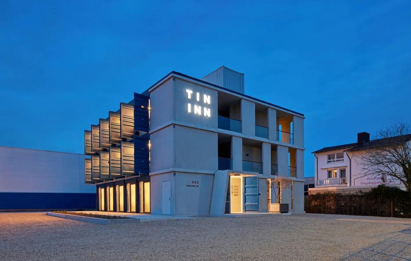 Containerhotels: Plug & Sleep