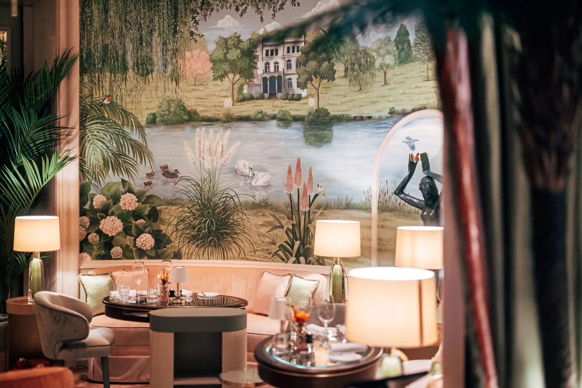 Hotel Vier Jahreszeiten_GRILL_Ovaler Salon