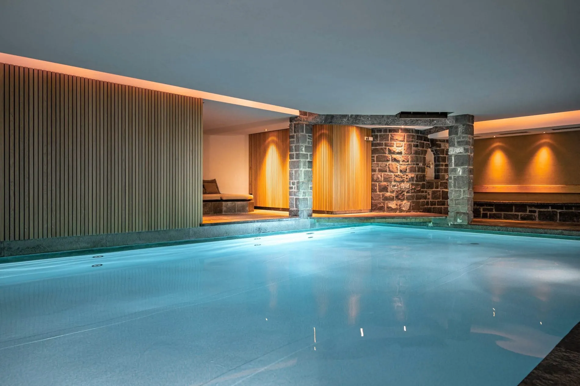 Romantik Hotel Verwall-Innenpool