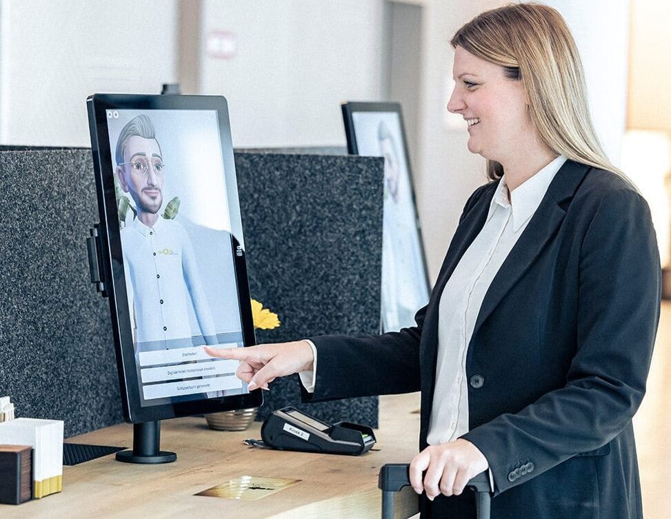 Wenn Avatare und Chatbots mit Gästen kommunizieren