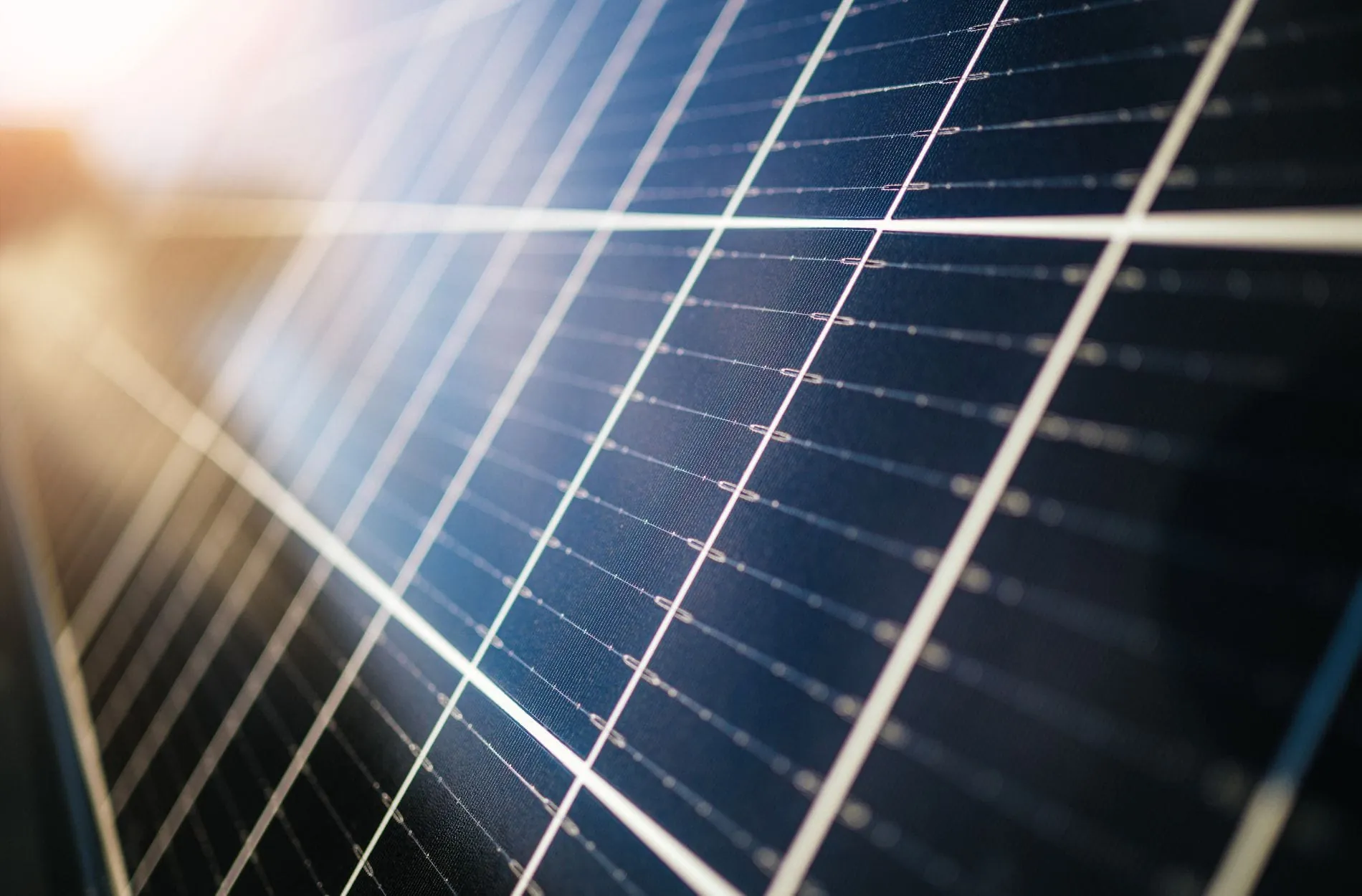 "Eine Reihe von Zwischenfällen": Batteriespeicher explodiert