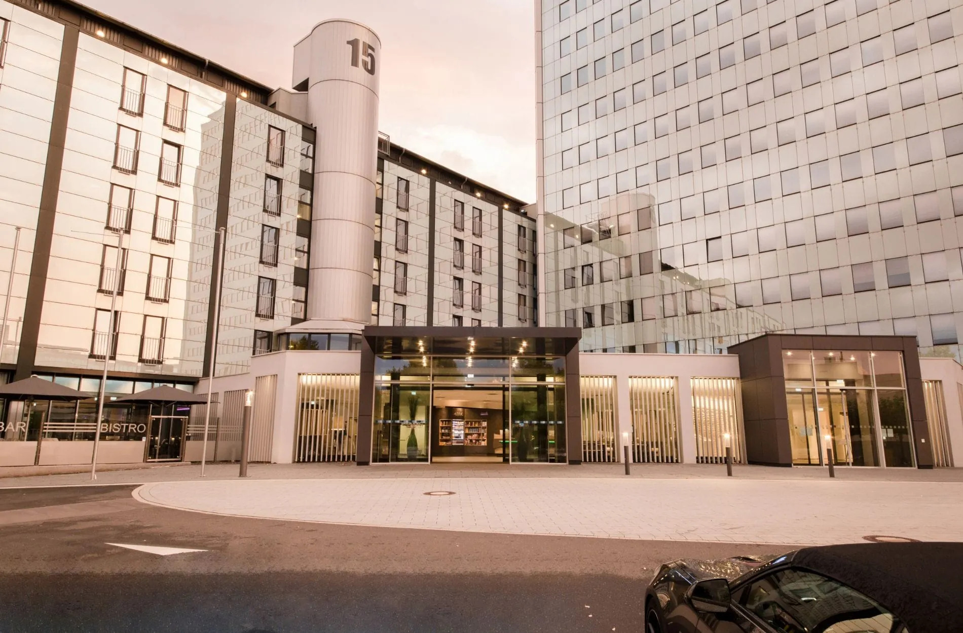 Neue Best Western Plus Hotels in Köln und Papenburg