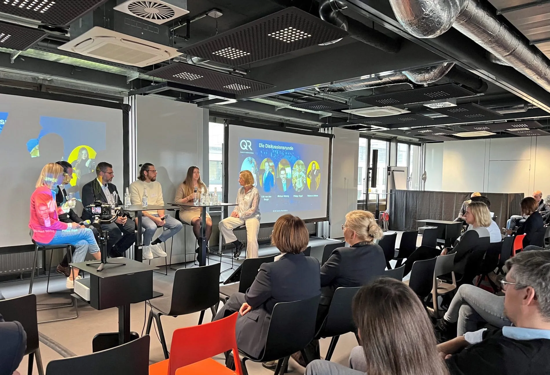 Hoteliers suchen nach Strategien für Einsatz von KI