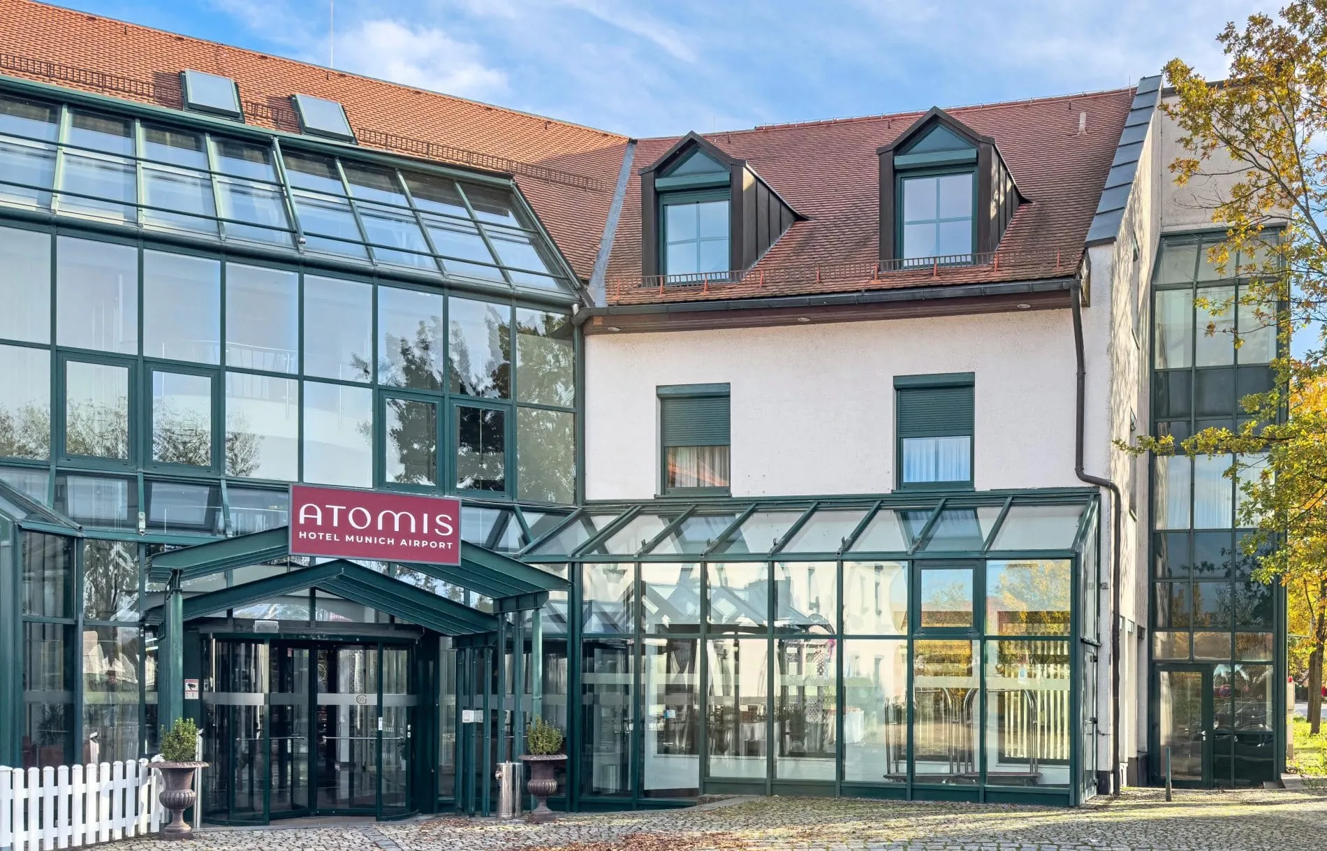 Atomis übernimmt Münchner Hotel