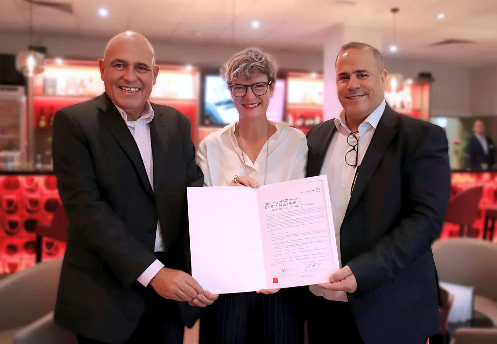 Leonardo unterzeichnet "Charta der Vielfalt"