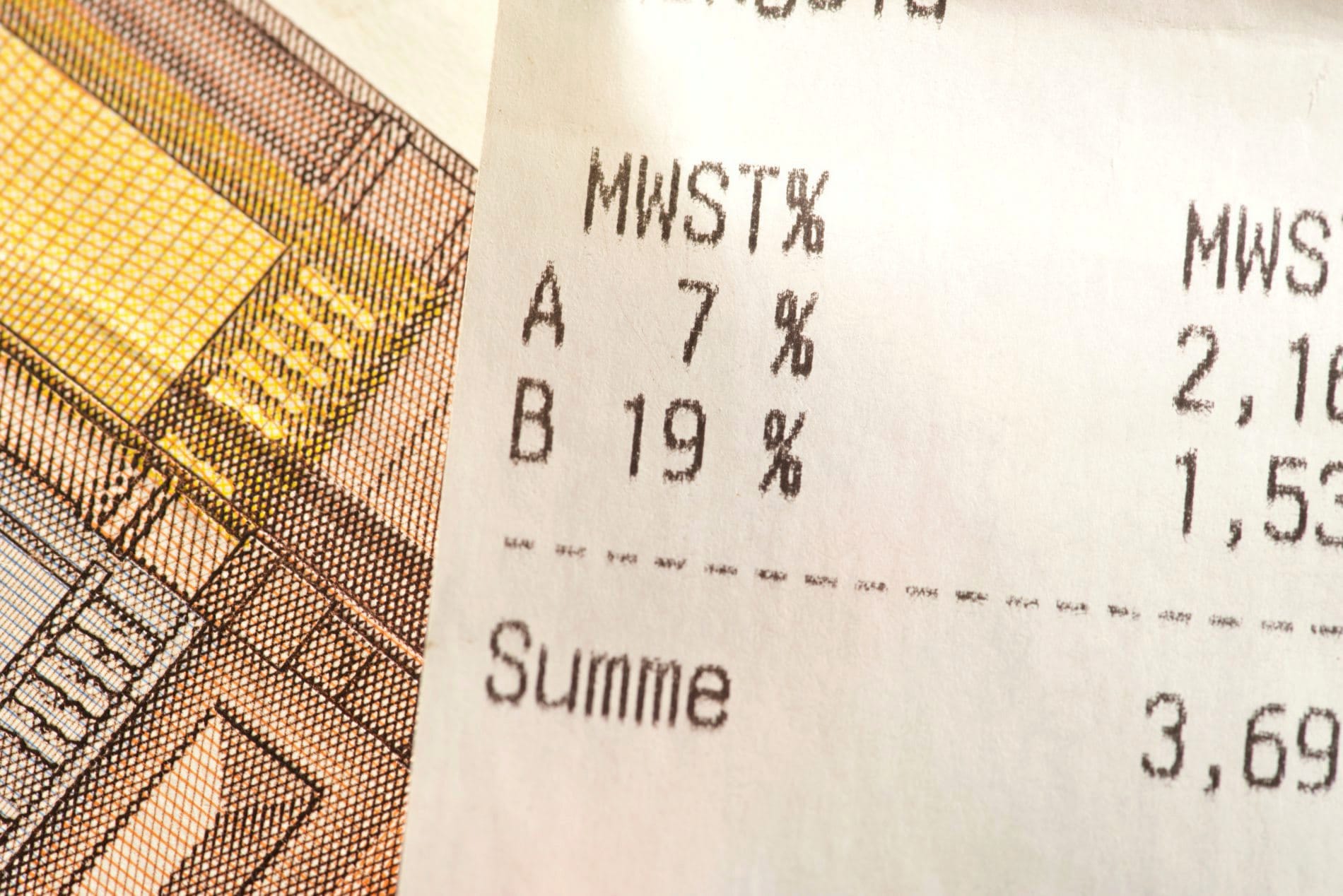  HGK bietet Mehrwertsteuer-Rechner - Tophotel.de Motiv 