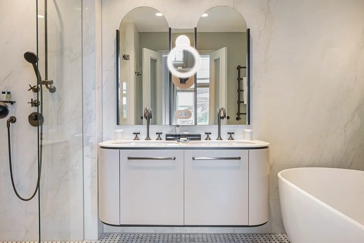 Badezimmer im Hotel Taschenbergpalais Kempinski