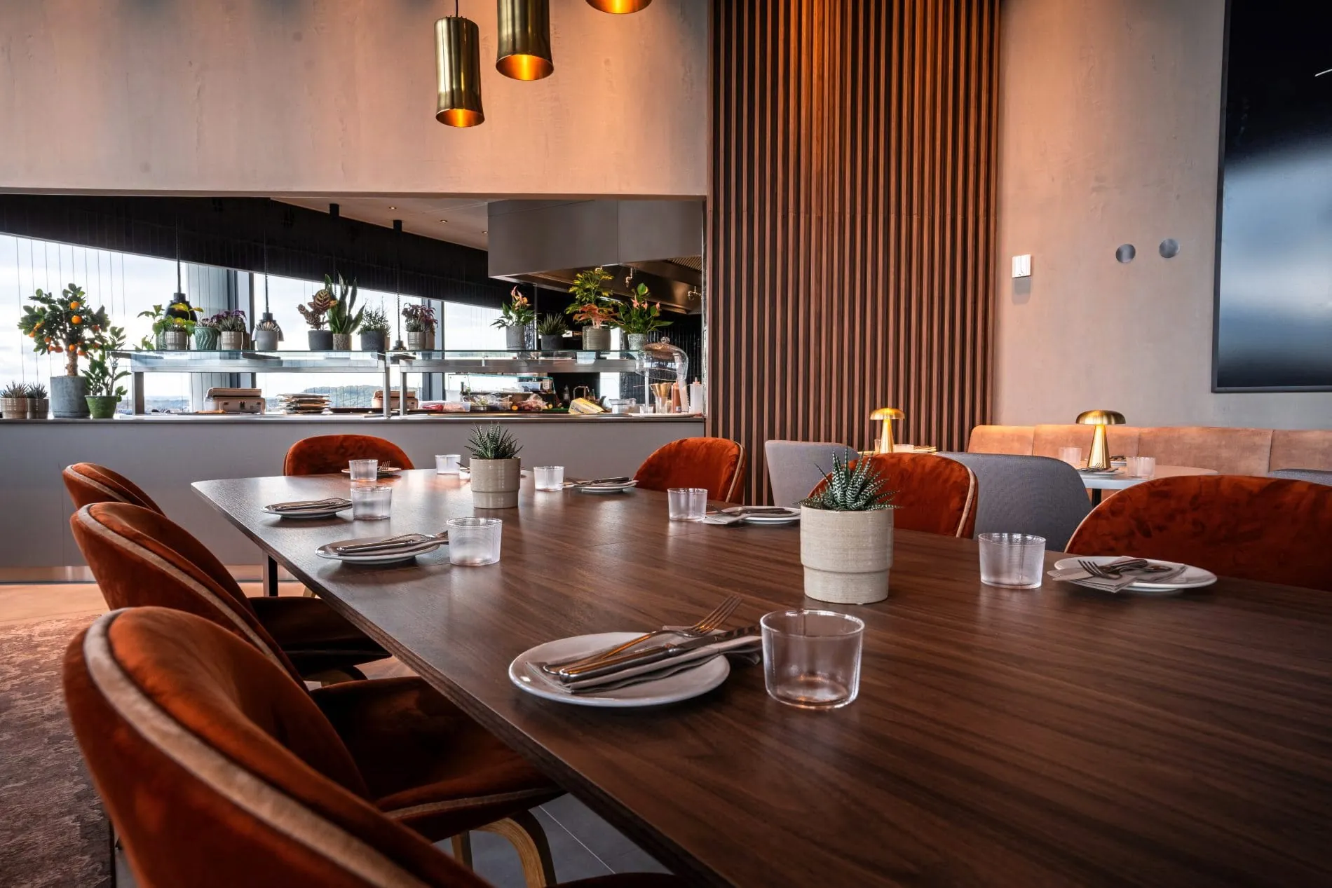 Radisson Blu Stuttgart, Balaustine