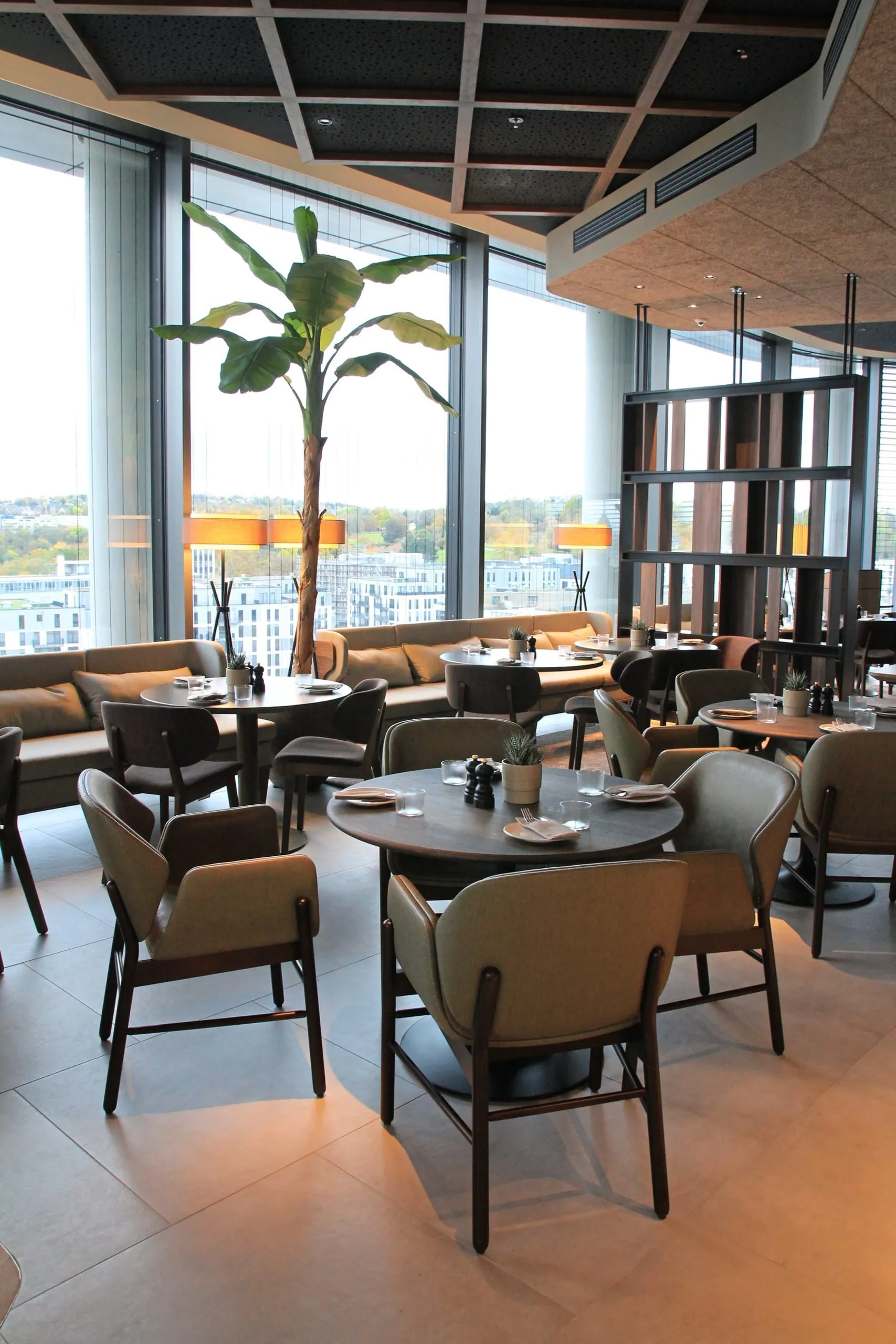 Radisson Blu Stuttgart,Balaustine