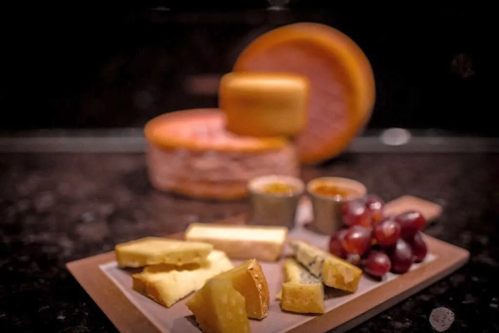 The Cloud One, The Cloud One Hamburg-Kontorhaus, Motel One Group