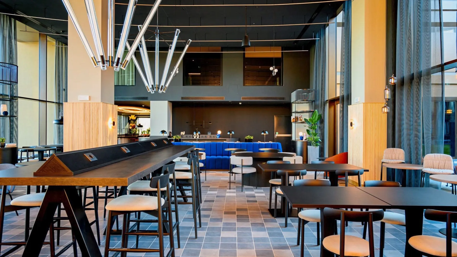 TRIBE Milano Malpensa, Italien