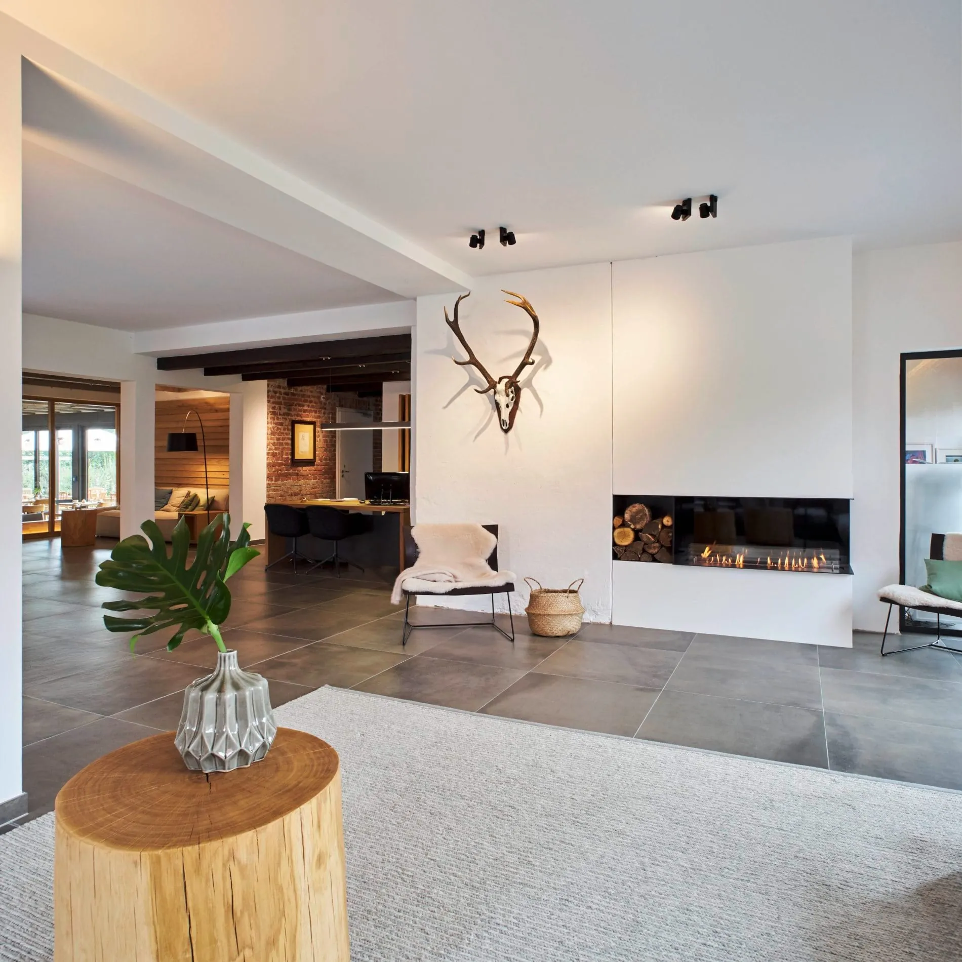 m.wob_Kaminhalle_web