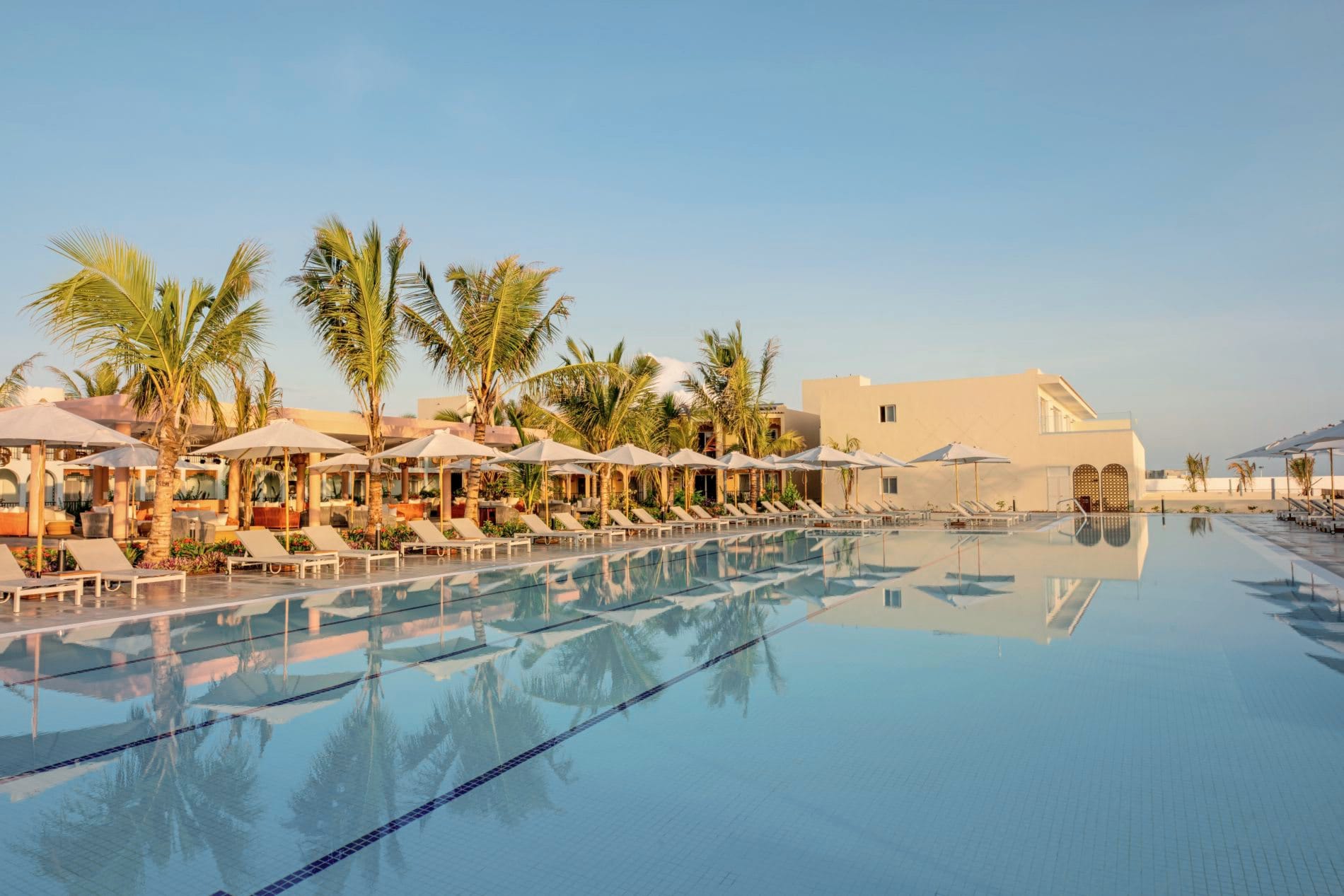 Pool im The Mora in Sansibar