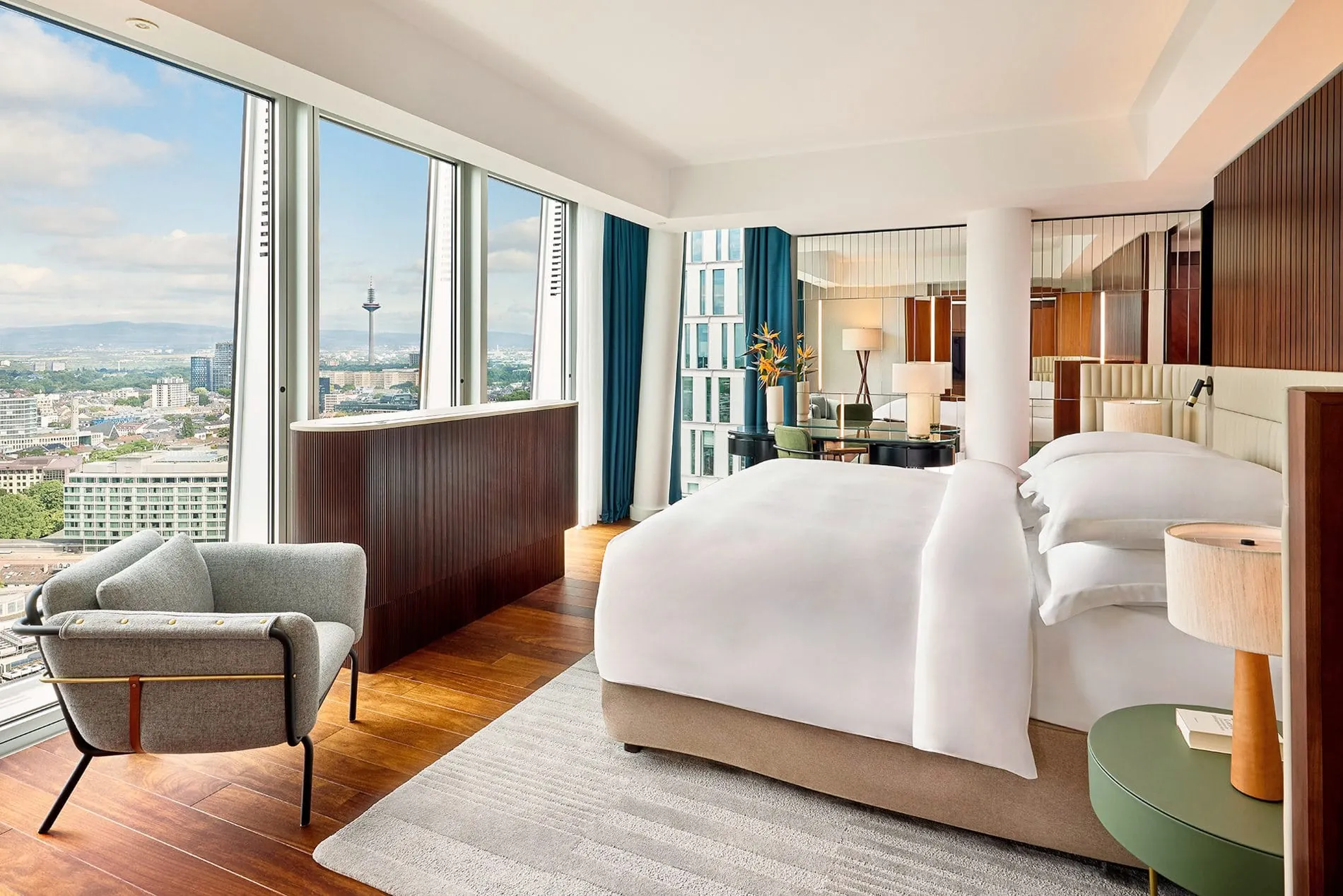 JW Marriott Hotel Frankfurt schließt Renovierung ab