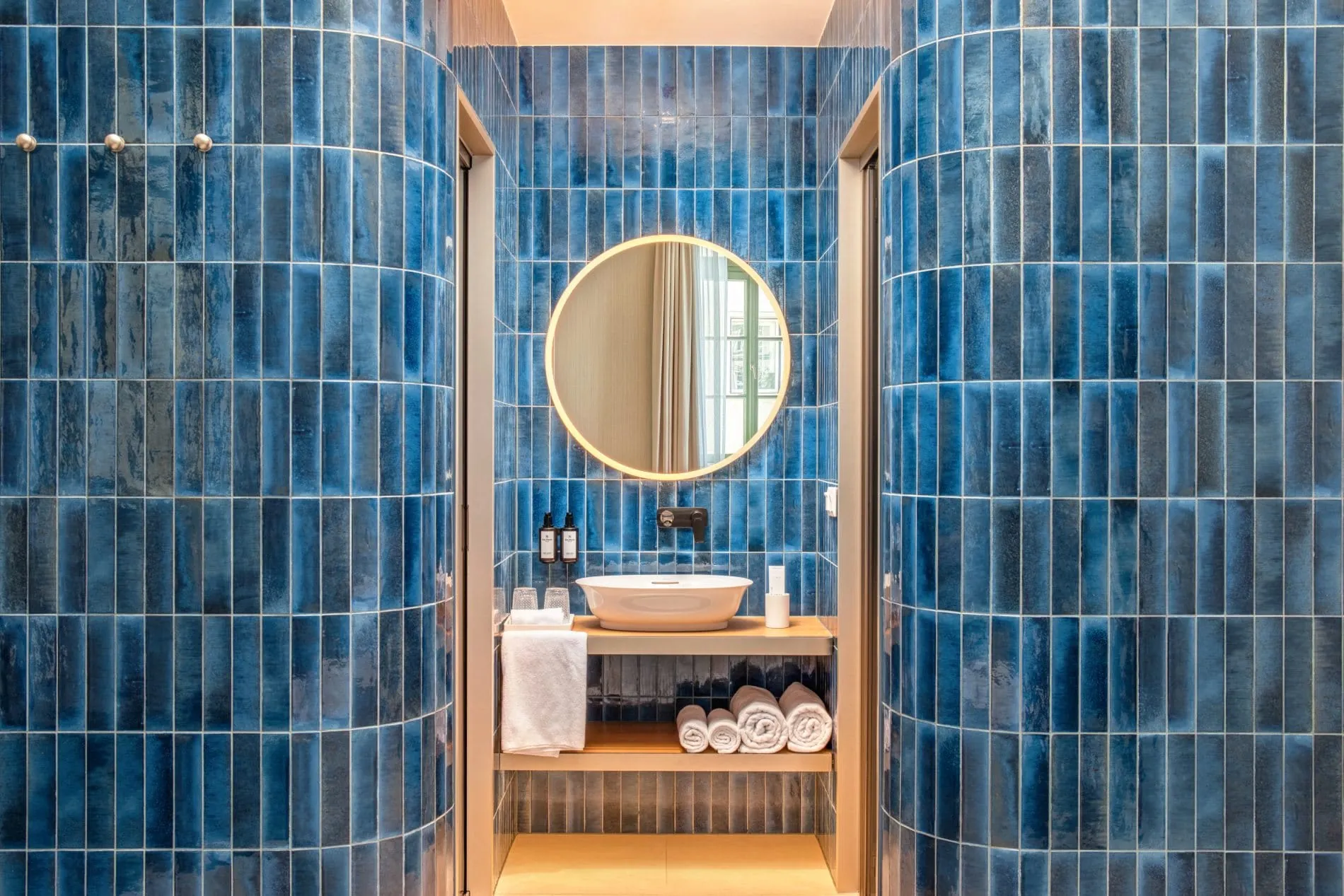 Kimpton BEM Budapest_Bathroom - Blue