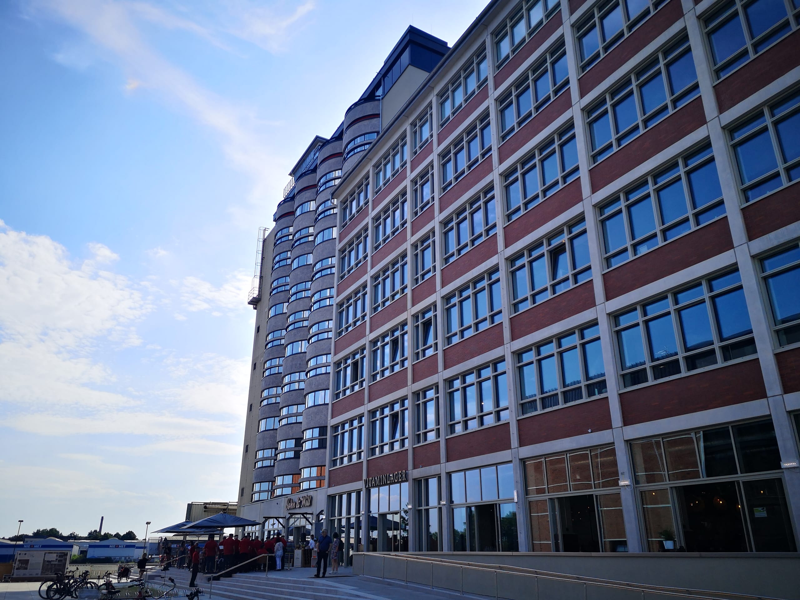 John & Will Silo-Hotel by Guldsmeden