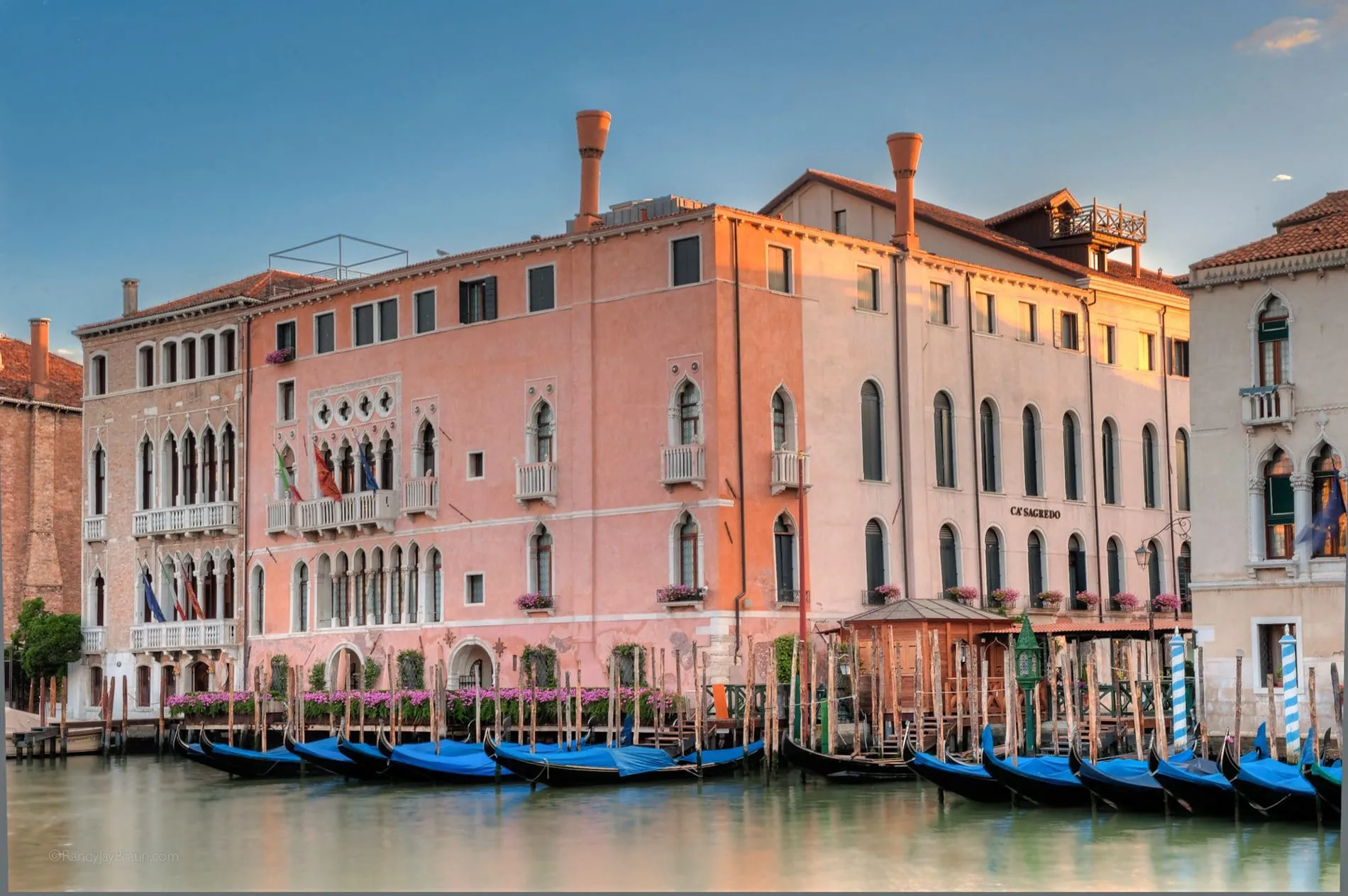 Außenansicht Ca Sagredo in Venedig