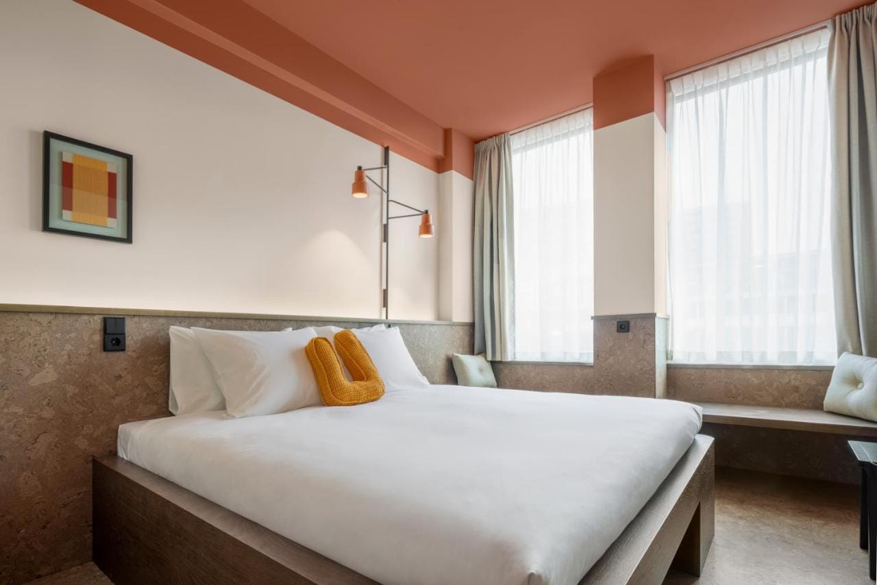 The Usual Rotterdam Zimmer