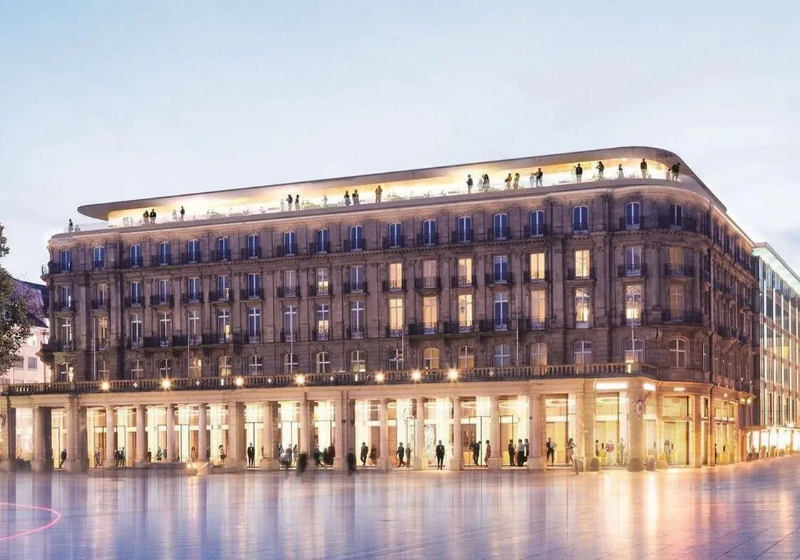 Fassade des Althoff Dom Hotels in Köln