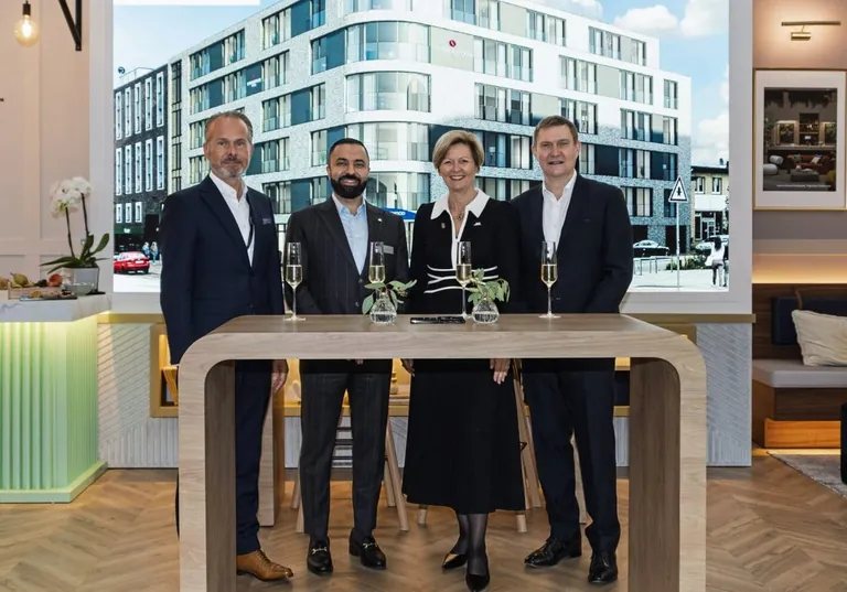 Mario Maxeiner, David Etmenan, Karin Sheppard und Kenneth Macpherson